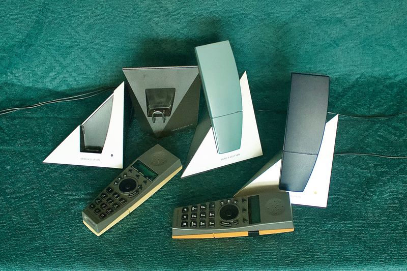 Bang & Olufsen BeoCom 6000 – Set van 4 DECT telefoons met laders