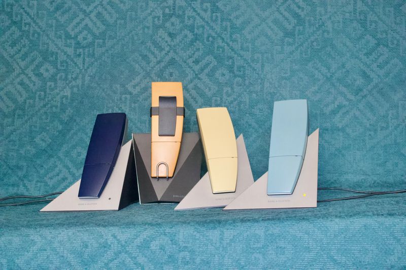 Bang & Olufsen BeoCom 6000 – Set van 4 DECT telefoons met laders