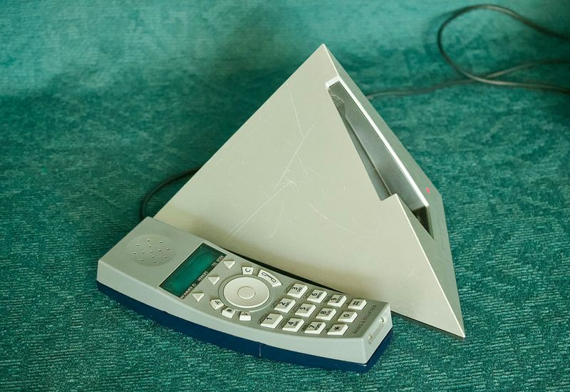 Bang & Olufsen BeoCom 6000 – Set van 4 DECT telefoons met laders