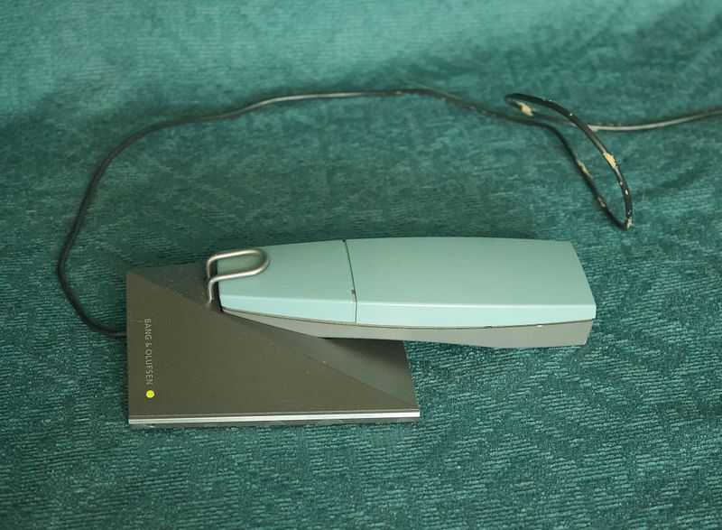 Bang & Olufsen BeoCom 6000 – Set van 4 DECT telefoons met laders