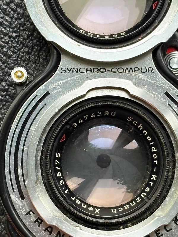 Rolleicord IV (Model K3D) TLR, Schneider-Kreuznach Xenar 75mm f/3.5. Complete set