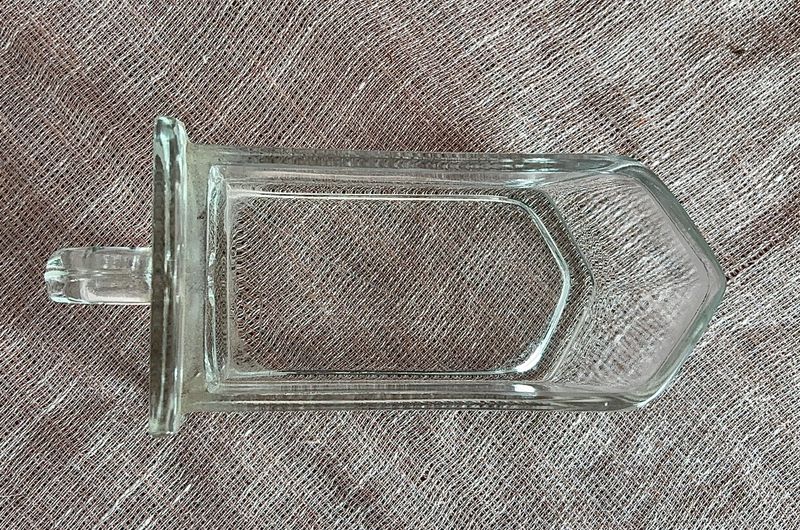 Vintage houten kruidenkast met glazen gruttersbakken (o.a. Poncet & Cubex)