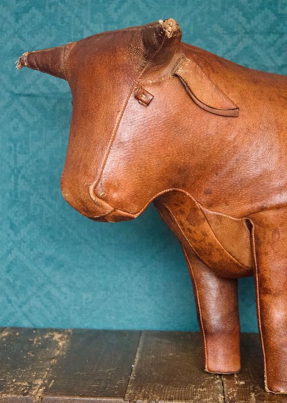 Omersa leren stier, Liberty of London